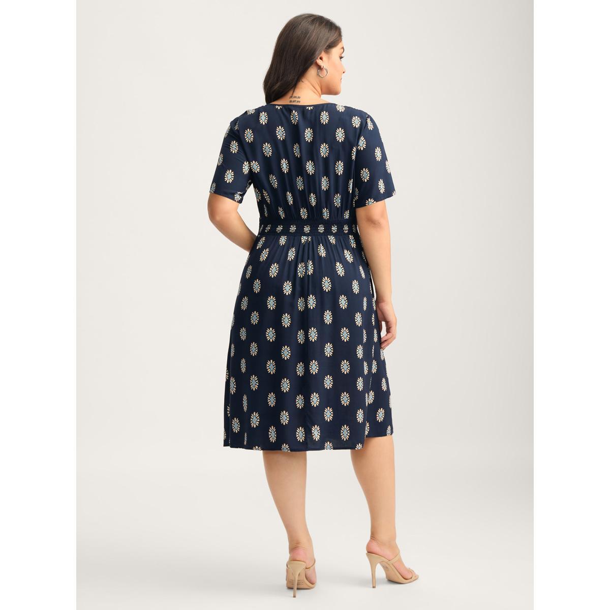 Plus Size Rayon Geometric Floral Print Shirred Midi Dress DarkBlue Women Notched collar Short sleeve Curvy BloomChic 10/M Product Image