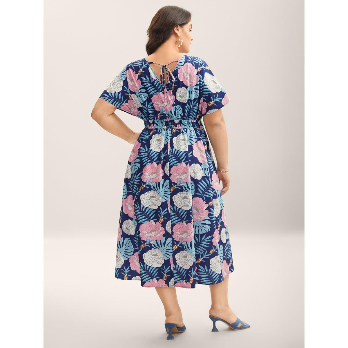 Plus Size Tropical Print Back-Tie Shirred Midi Dress DarkBlue Women Overlap Collar Short sleeve Curvy BloomChic 26/4X Product Image