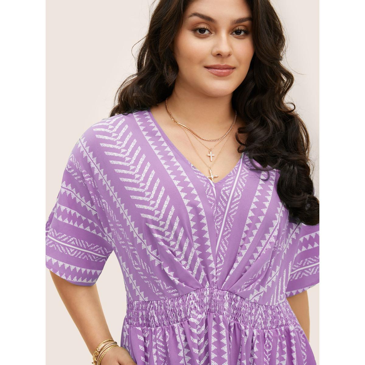 Plus Size Solid Geometric Dolman Sleeve Pocket Shirred Split Hem Dress Lilac Women Resort Non V-neck Half Sleeve Curvy Long Dress BloomChic 30/6X Product Image