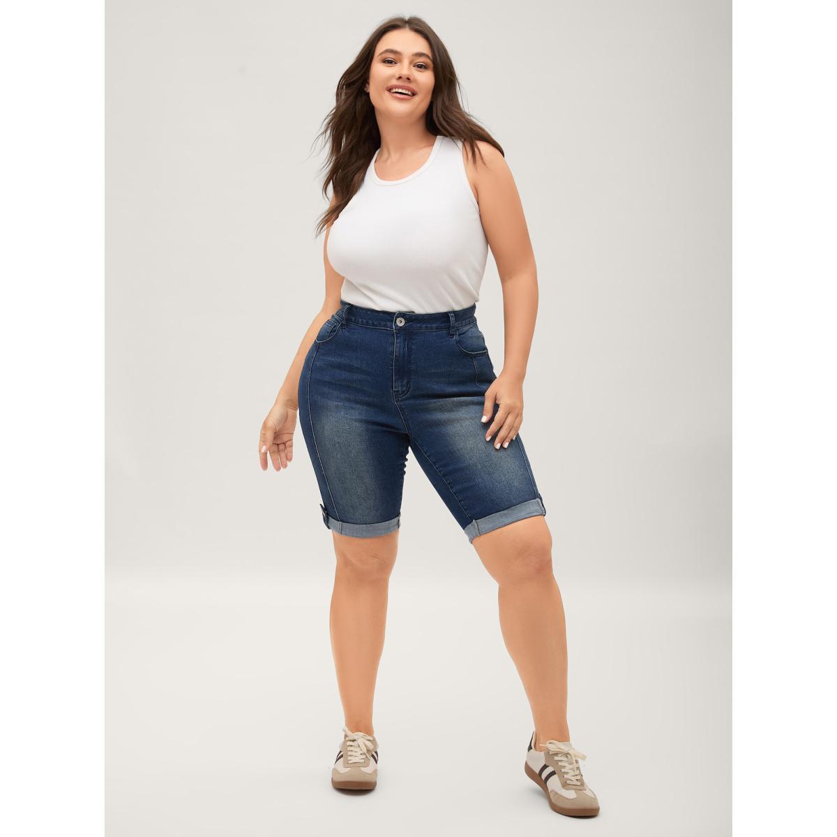 Plus Size Rolled Hem Skinny-Fit Denim Shorts Women Midblue High stretch Everyday-Casual Slanted pocket Denim Shorts BloomChic 10/M Product Image