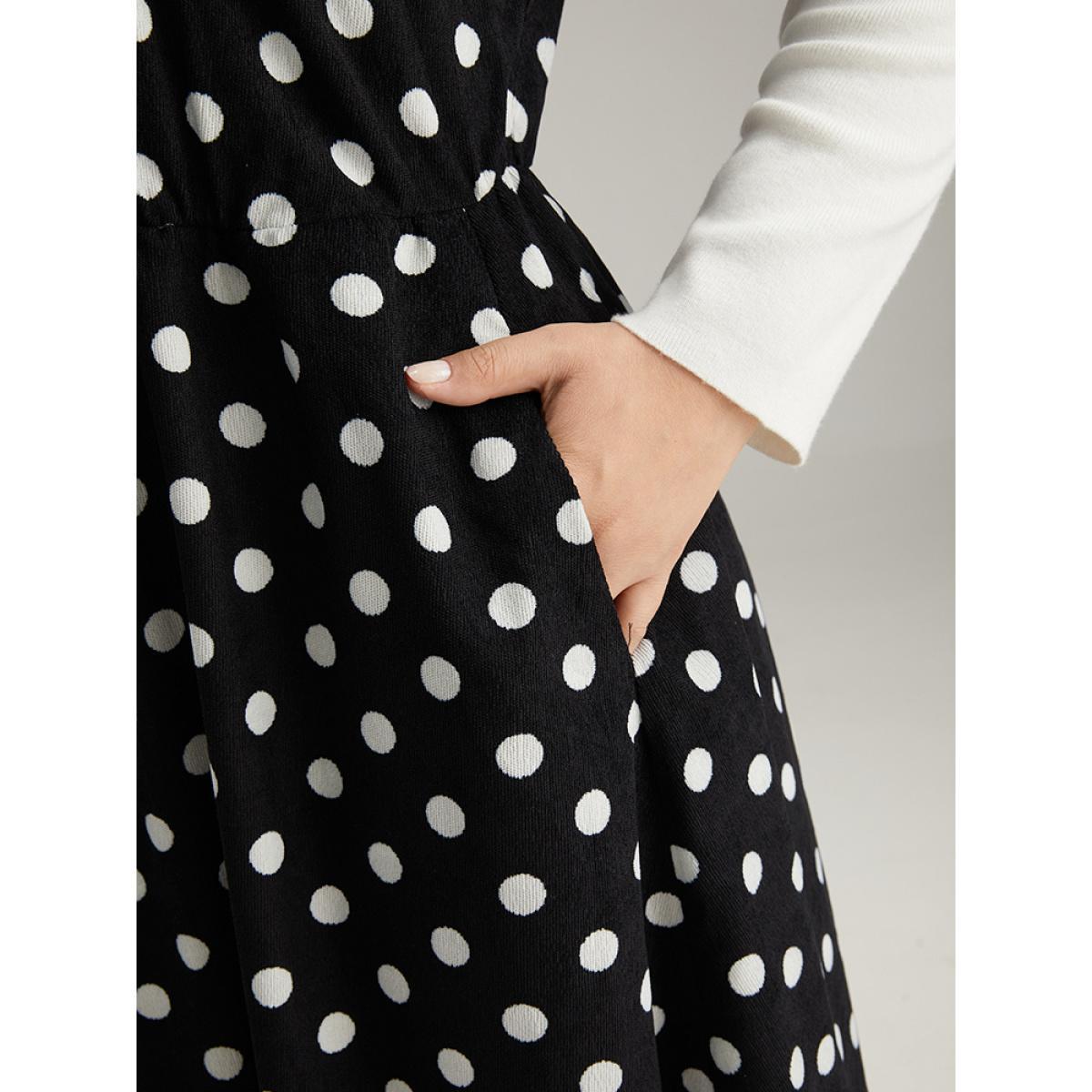 Plus Size Polka Dot Pocket Cami Dress Black Women Elegant Adjustable Straps Spaghetti Strap Sleeveless Curvy Midi Dress BloomChic 26/4X Product Image