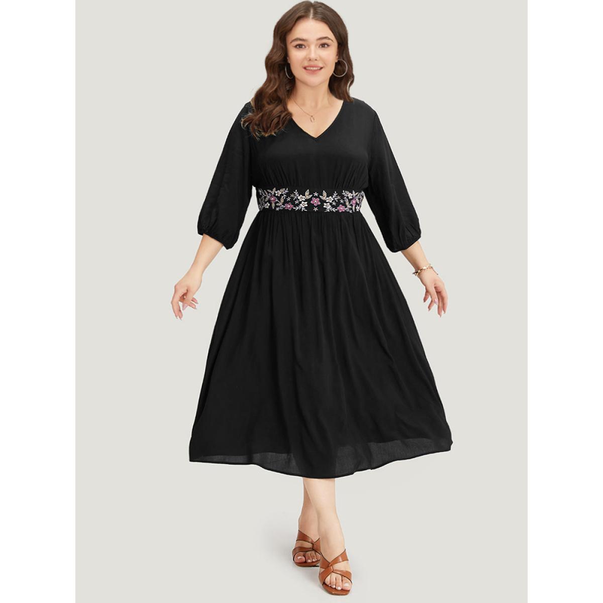 Plus Size Floral Embroidered Patchwork Pocket Elastic Cuffs Dress Black Women Vacation Elastic cuffs V-neck Elbow-length sleeve Curvy Midi Dress BloomChic 14-16/1X Product Image