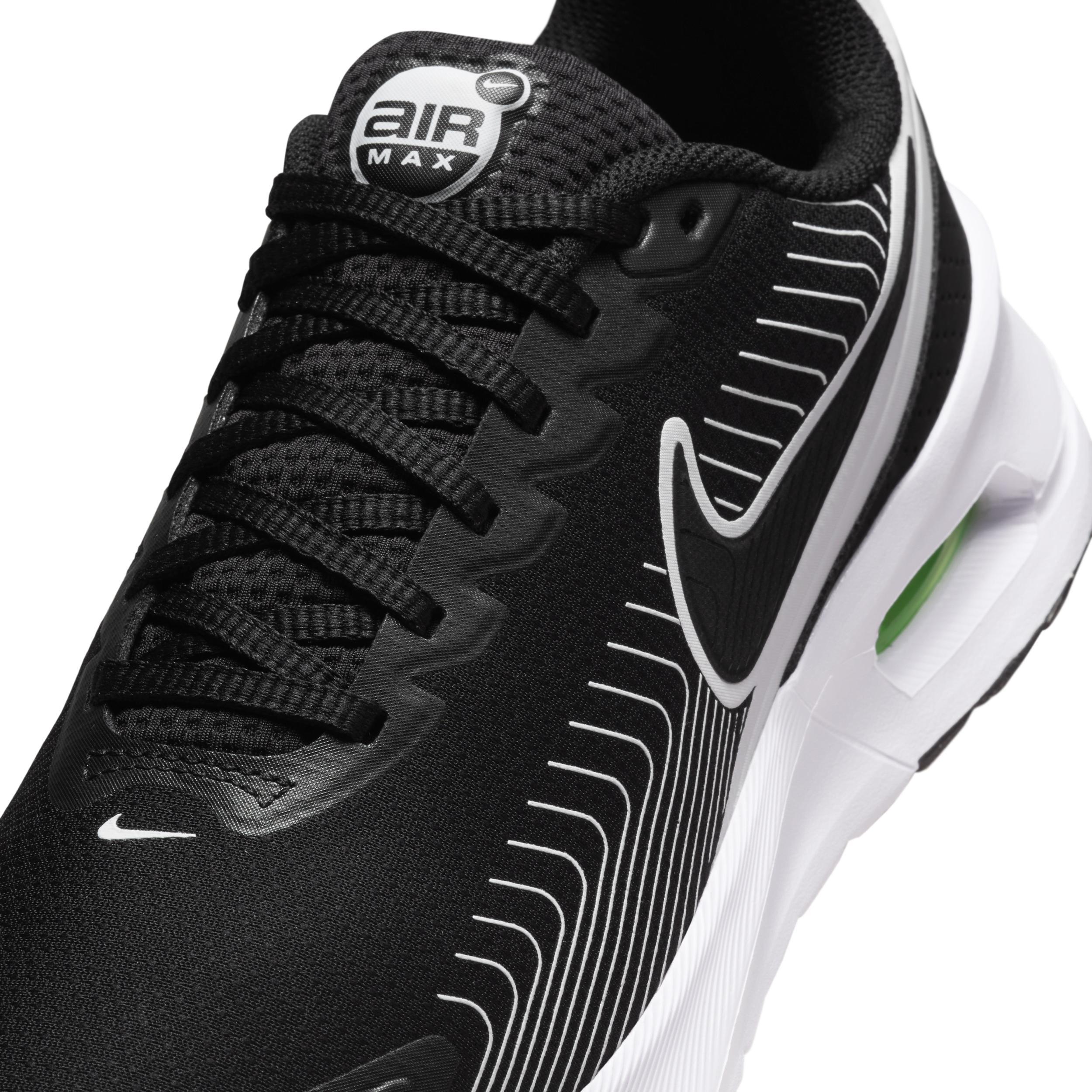 Nike Men's Air Max Nuaxis Shoes Product Image