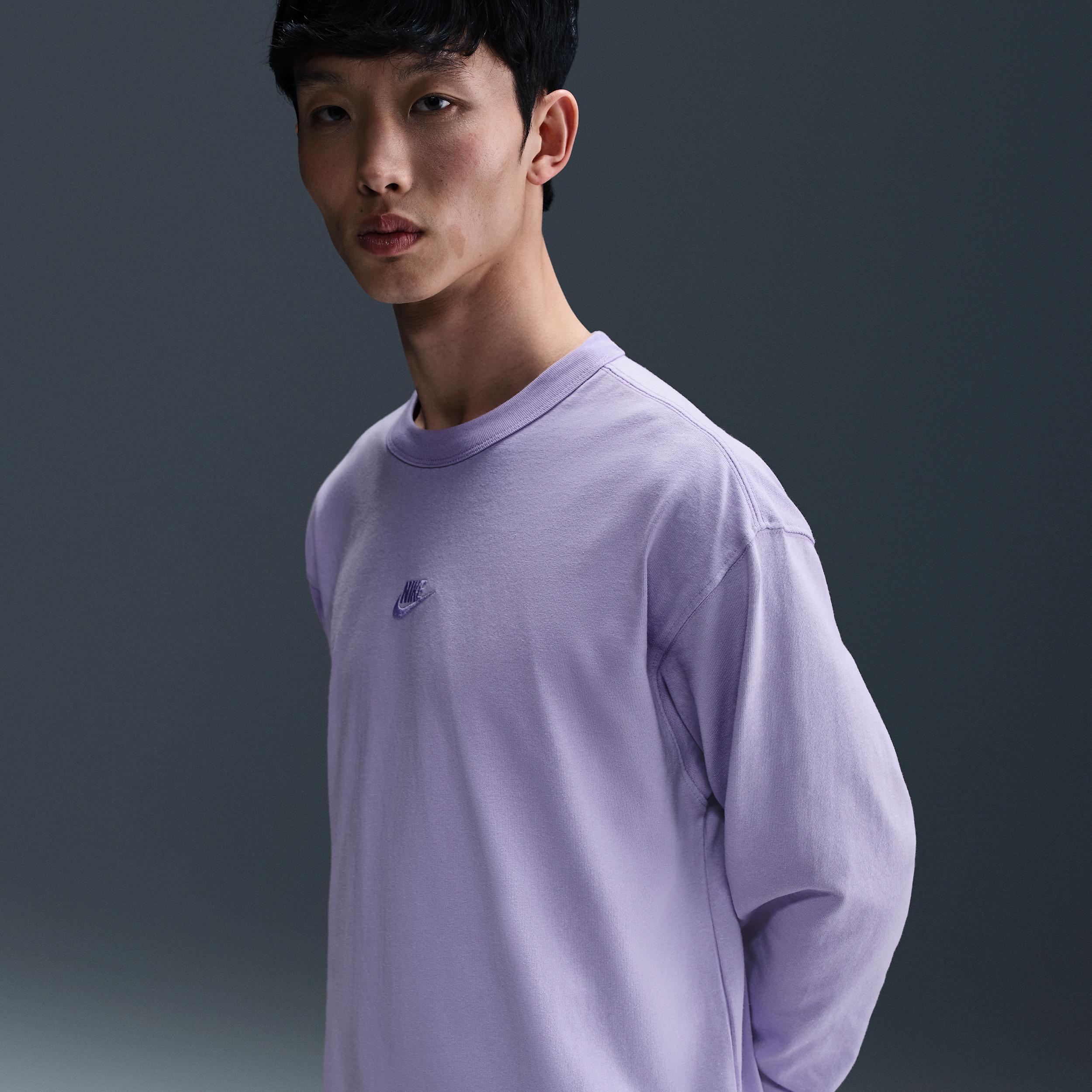 Men's Nike Sportswear Premium Essentials Long-Sleeve T-Shirt Product Image