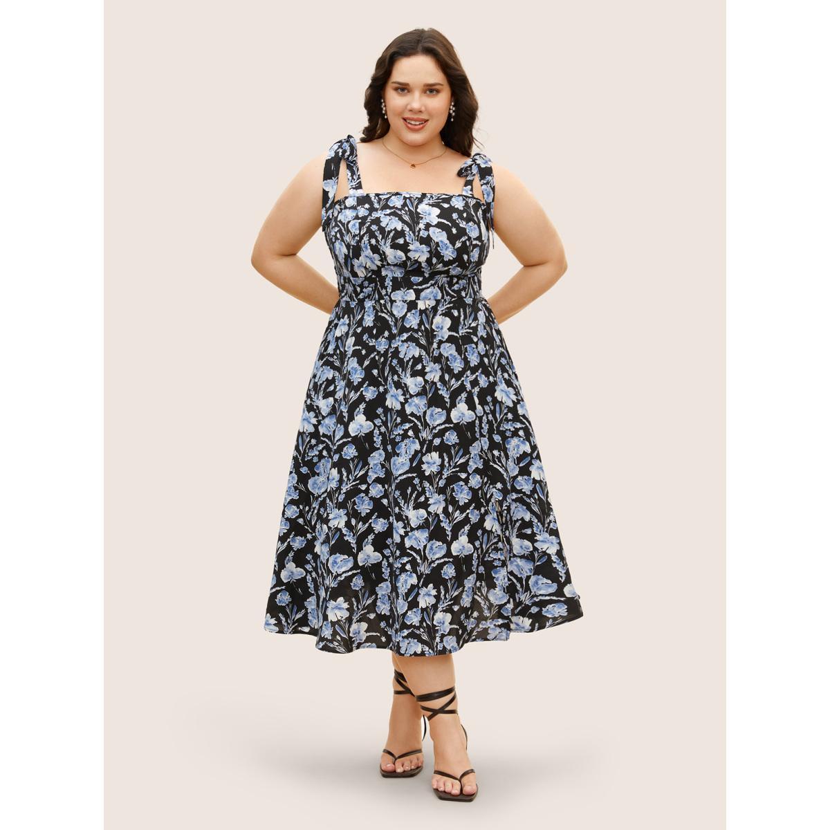 Plus Size Floral Print Tie Knot Shirred Dress Black Women Elegant Tie knot Non Sleeveless Curvy BloomChic 26/4X Product Image