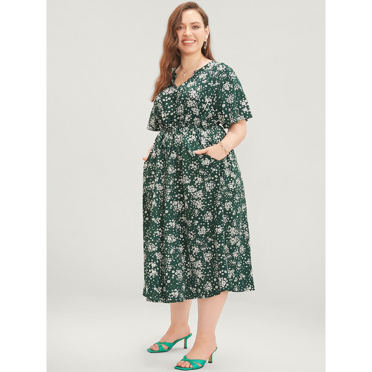 Plus Size Floral Print Raglan Sleeve Pocket Drawstring Ruffles Dress ArmyGreen Women Elegant Drawstring V-neck Short sleeve Curvy Midi Dress BloomChic 14-16/1X Product Image