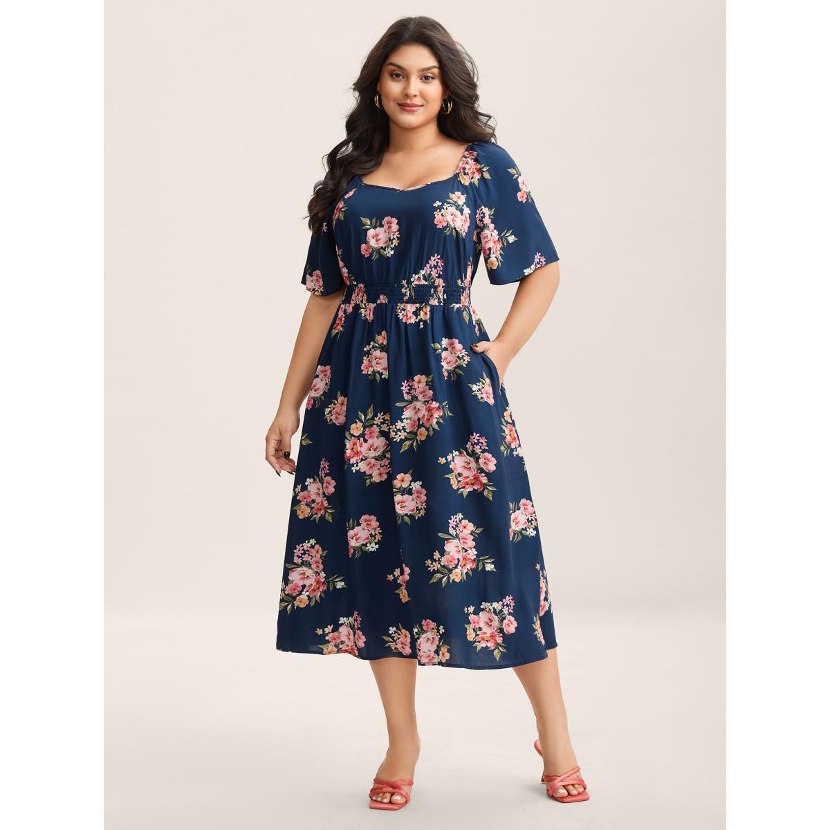 Plus Size Sweet Floral Print Shirred Waist Midi Dress DarkBlue Women Heart neckline Short sleeve Curvy BloomChic 12/L Product Image