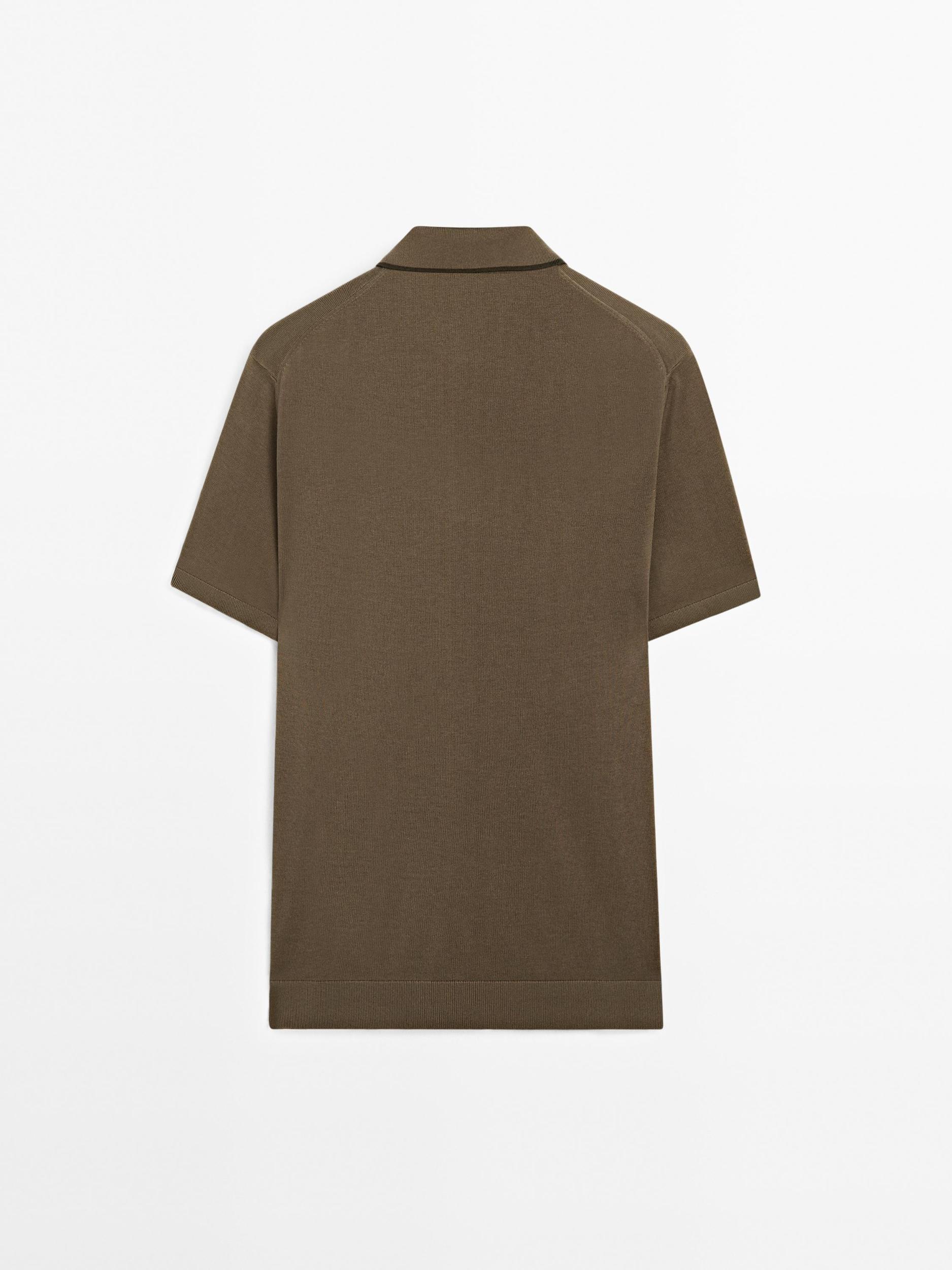 Knit polo shirt with coloured collar detail Product Image
