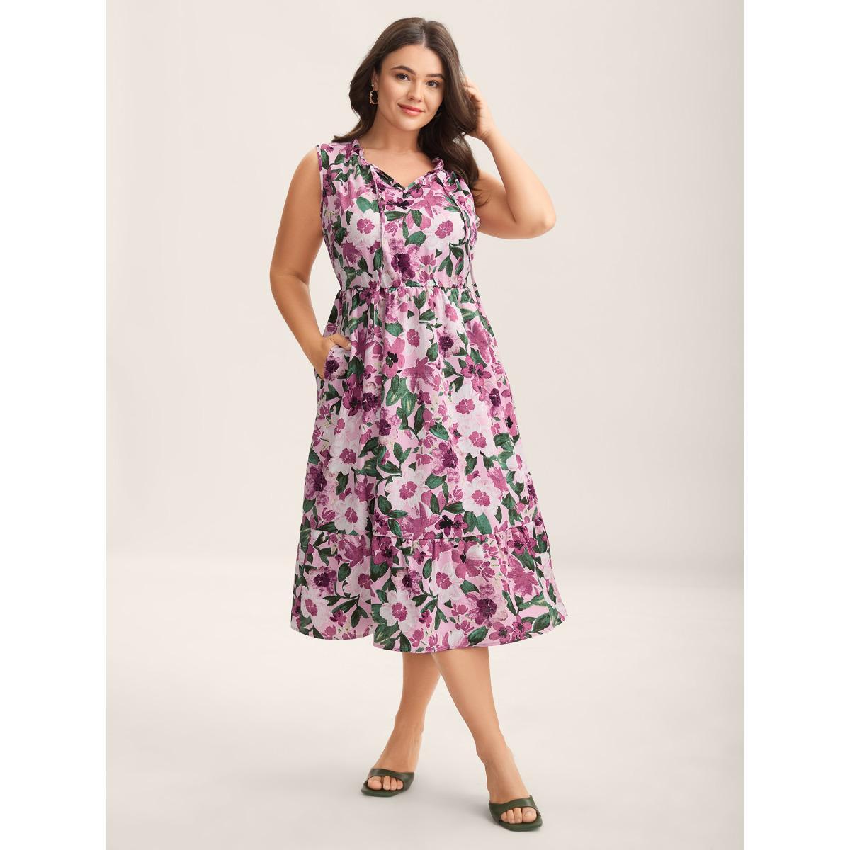 Plus Size Floral Print Cinched-Waist Pockets Midi Dress Lilac Women Notched collar Sleeveless Curvy BloomChic 28/5X Product Image
