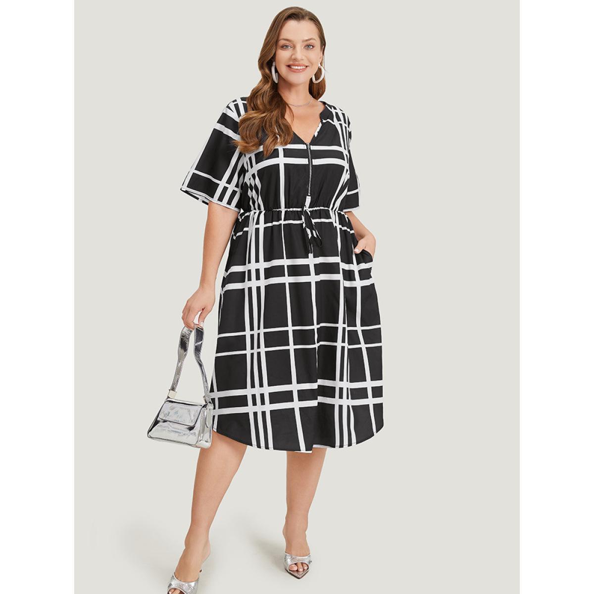 Plus Size Plaid Knot Front Pocket Arc Hem Zipper Dress Black Women Office Arc Hem V-neck Short sleeve Curvy Midi Dress BloomChic 22-24/3X Product Image