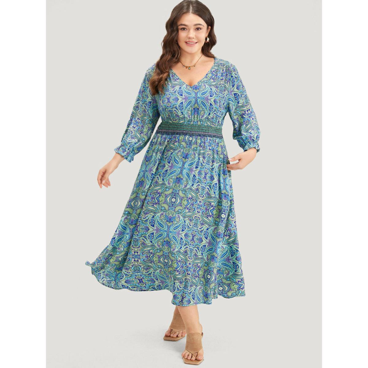 Plus Size Paisley Print Shirred Flutter Trim Dress Blue Women Resort Elastic cuffs V-neck Long Sleeve Curvy Midi Dress BloomChic 10/M Product Image