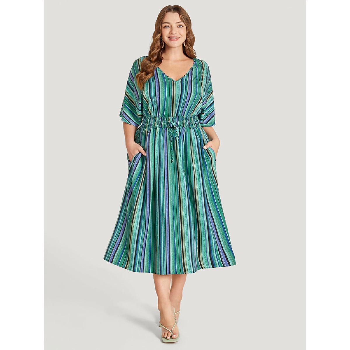 Plus Size Striped Contrast Pocket Knot Shirred Batwing Sleeve Dress Green Women Vacation Gathered V-neck Short sleeve Curvy Midi Dress BloomChic 26/4X Product Image