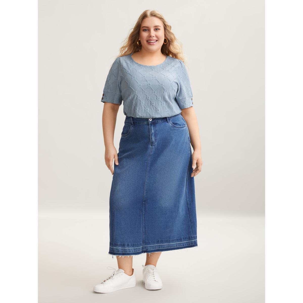 Plus Size Textured Puffy Sleeve Buttons T-Shirt Stone Women Casual Texture Round Neck Everyday T-shirts BloomChic 28/5X Product Image