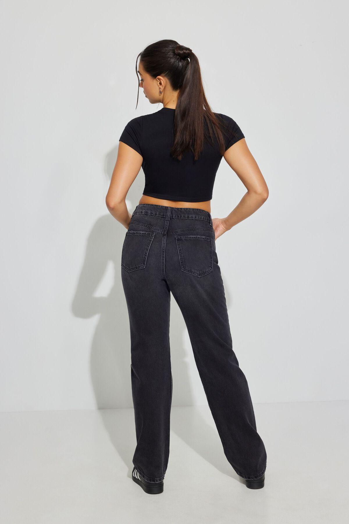 '90s Straight Jean Product Image