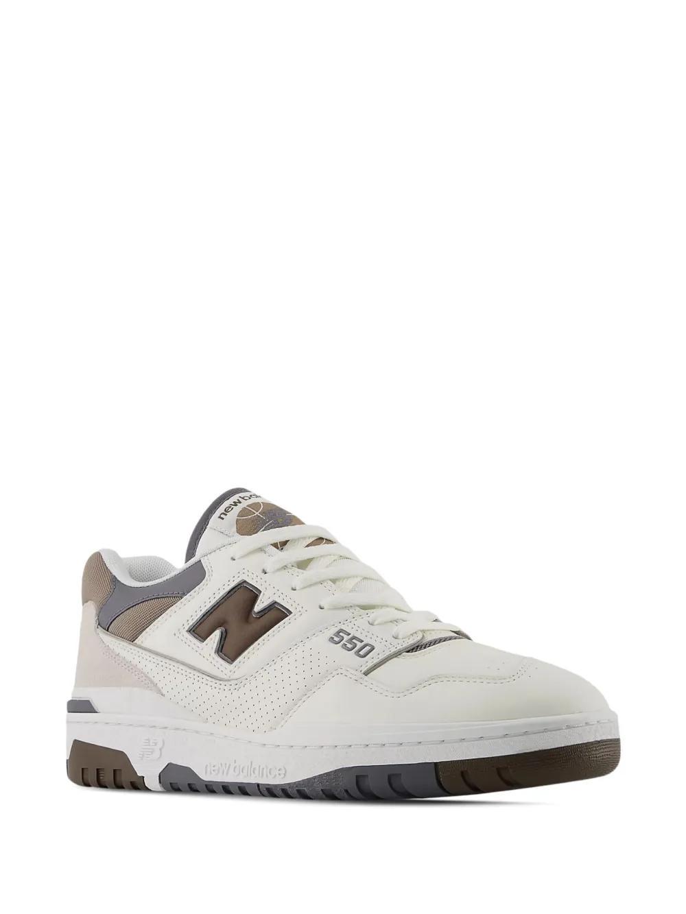 550 sneakers Product Image