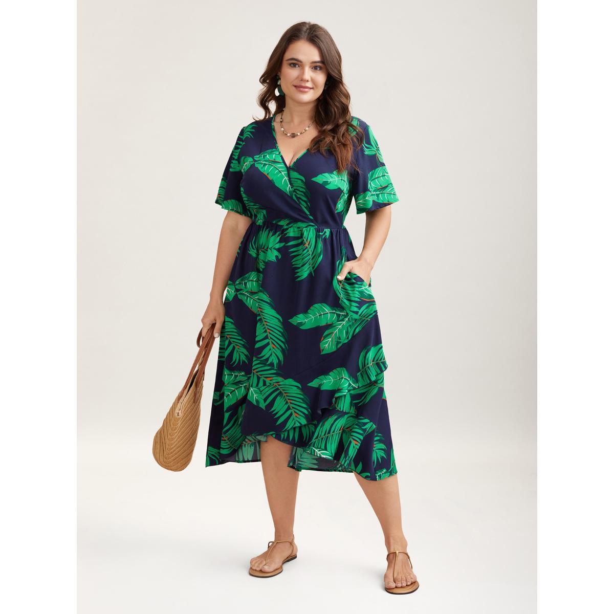 Plus Size Tropical Leaf Print Surplice Neck Midi Dress DarkBlue Women Resort Overlapping Overlap Collar Short sleeve Curvy BloomChic 26/4X Product Image