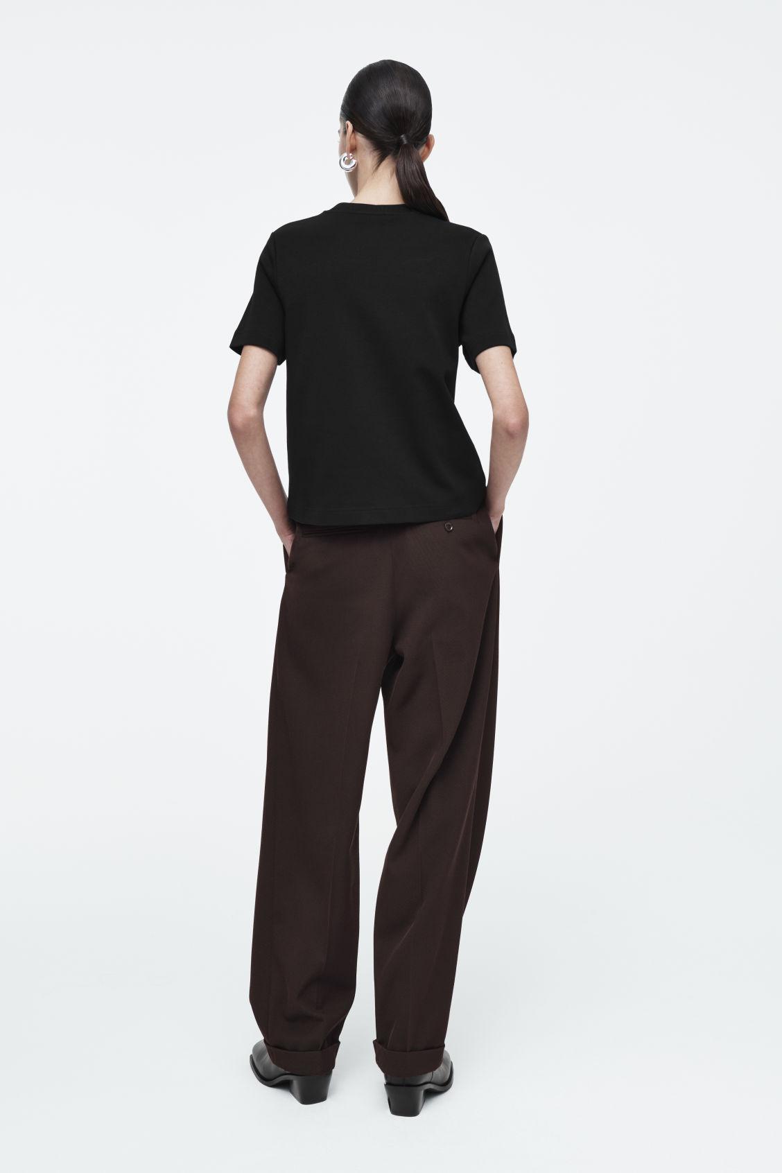 CLEAN CUT REGULAR T-SHIRT Product Image