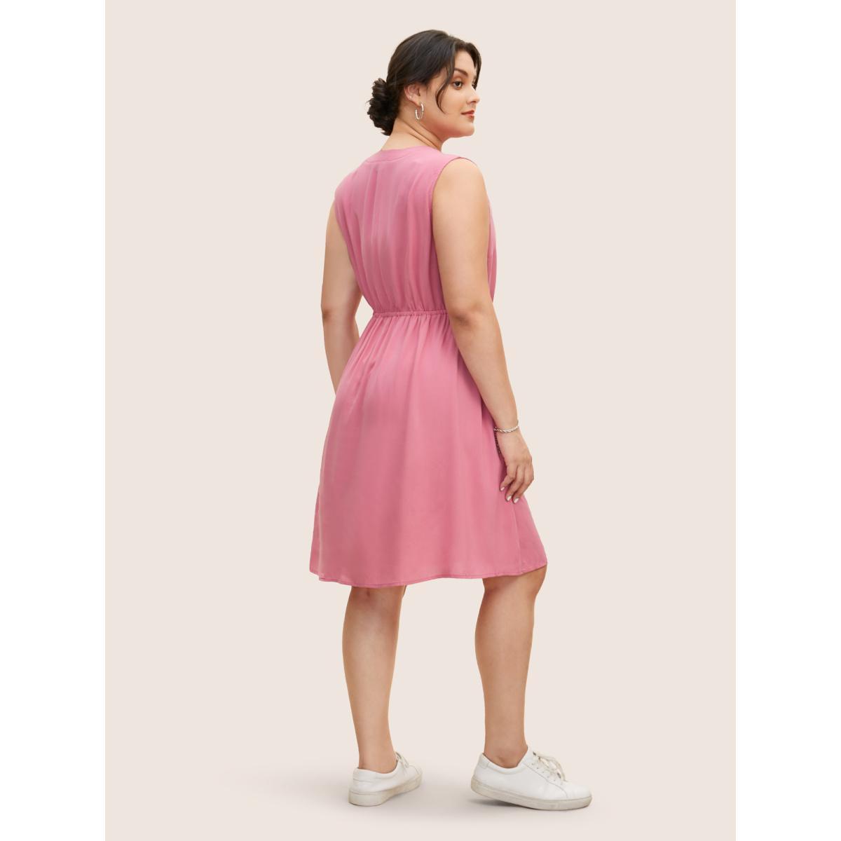 Plus Size Plain Ties Front Button Pocket V Neck Dress Beanpastepowder Women Work From Home Button V-neck Sleeveless Curvy Knee Dress BloomChic 14-16/1X Product Image