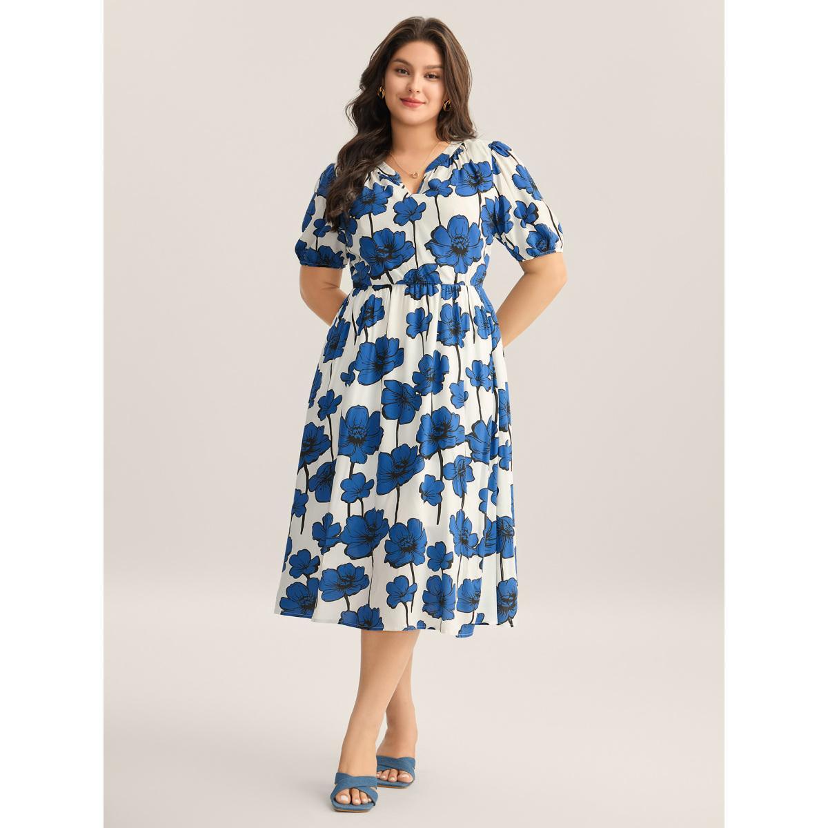 Plus Size Large Floral Print Notched Collar Midi Dress Mediumblue Women Notched collar Short sleeve Curvy BloomChic 14-16/1X Product Image