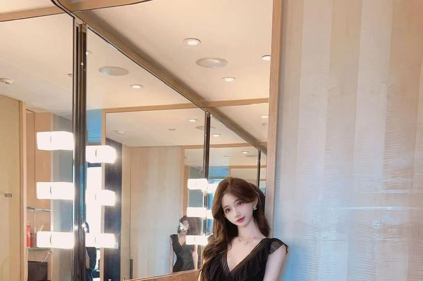 Cap-Sleeve V-Neck Plain Ruffle Trim Mini A-Line Dress Product Image