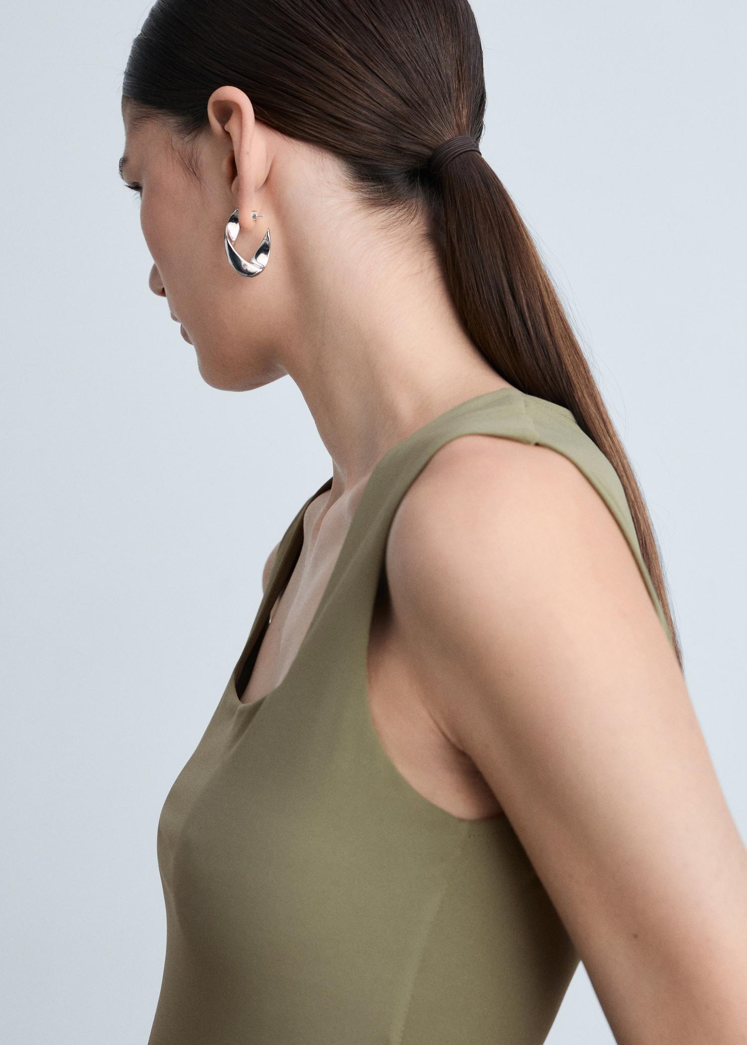 Square-neck strappy top - Women | MANGO USA Product Image
