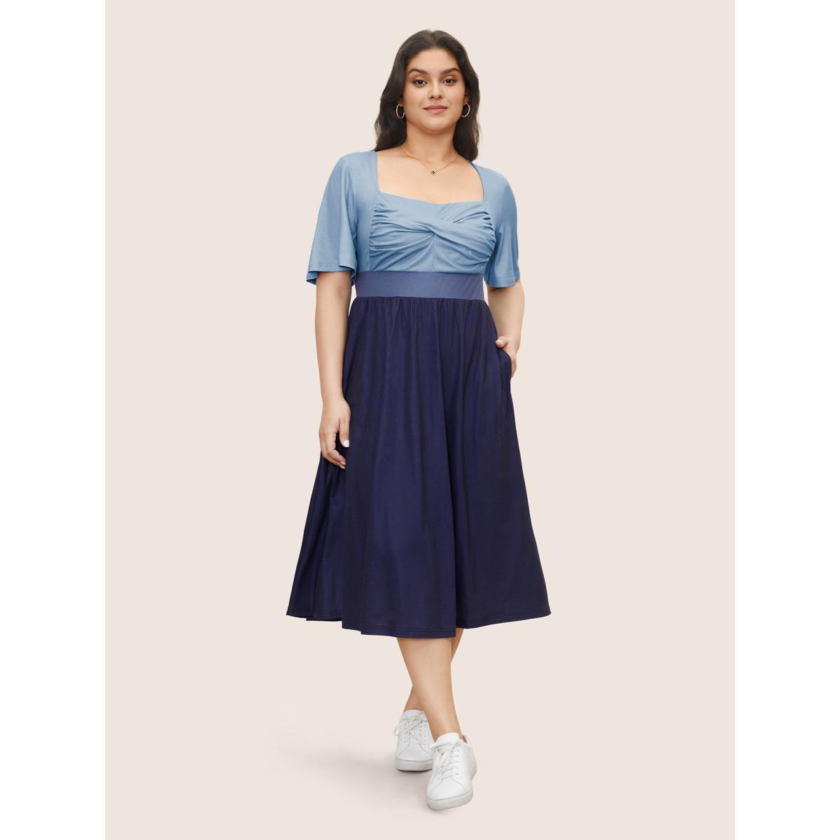 Plus Size Square Neck Colorblock Contrast Twist Front Dress Navy Women Casual Twist Square Neck Short sleeve Curvy Midi Dress BloomChic 14-16/1X Product Image