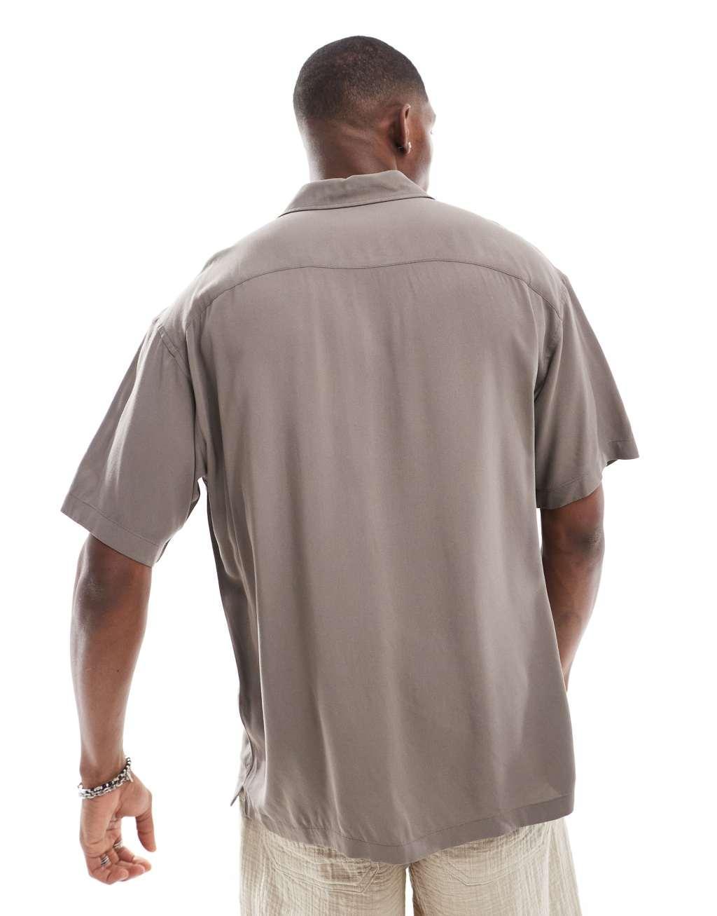 Jack & Jones viscose shirt in brown Product Image