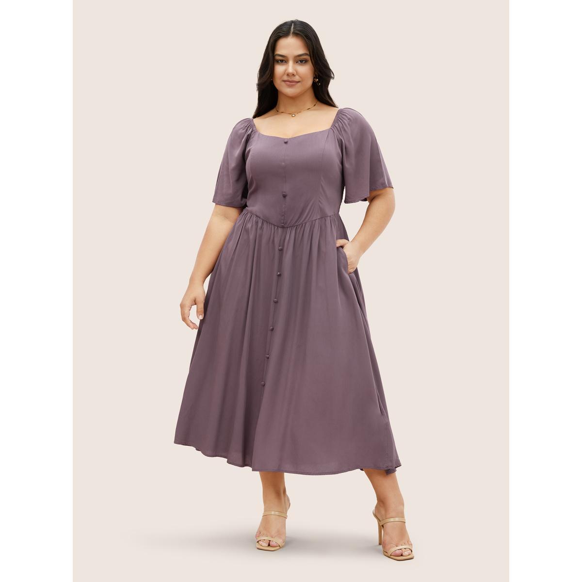 Plus Size Plain Heart Neckline Gathered Button Detail Dress Mauve Women Elegant Gathered Heart neckline Short sleeve Curvy Midi Dress BloomChic 14-16/1X Product Image