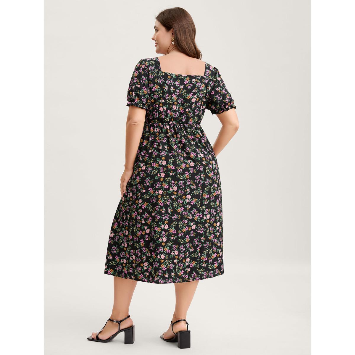 Plus Size Floral Shirred Bodice Contrast Midi Dress Black Women Gathered Square Neck Short sleeve Curvy BloomChic 12/L Product Image