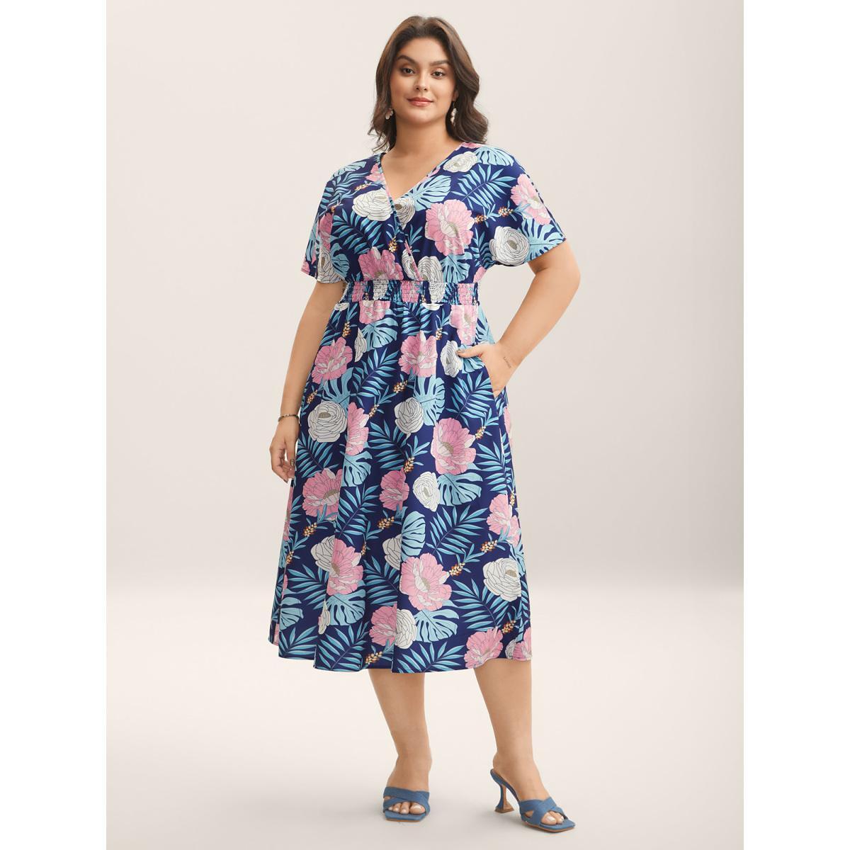 Plus Size Tropical Print Back-Tie Shirred Midi Dress DarkBlue Women Overlap Collar Short sleeve Curvy BloomChic 26/4X Product Image