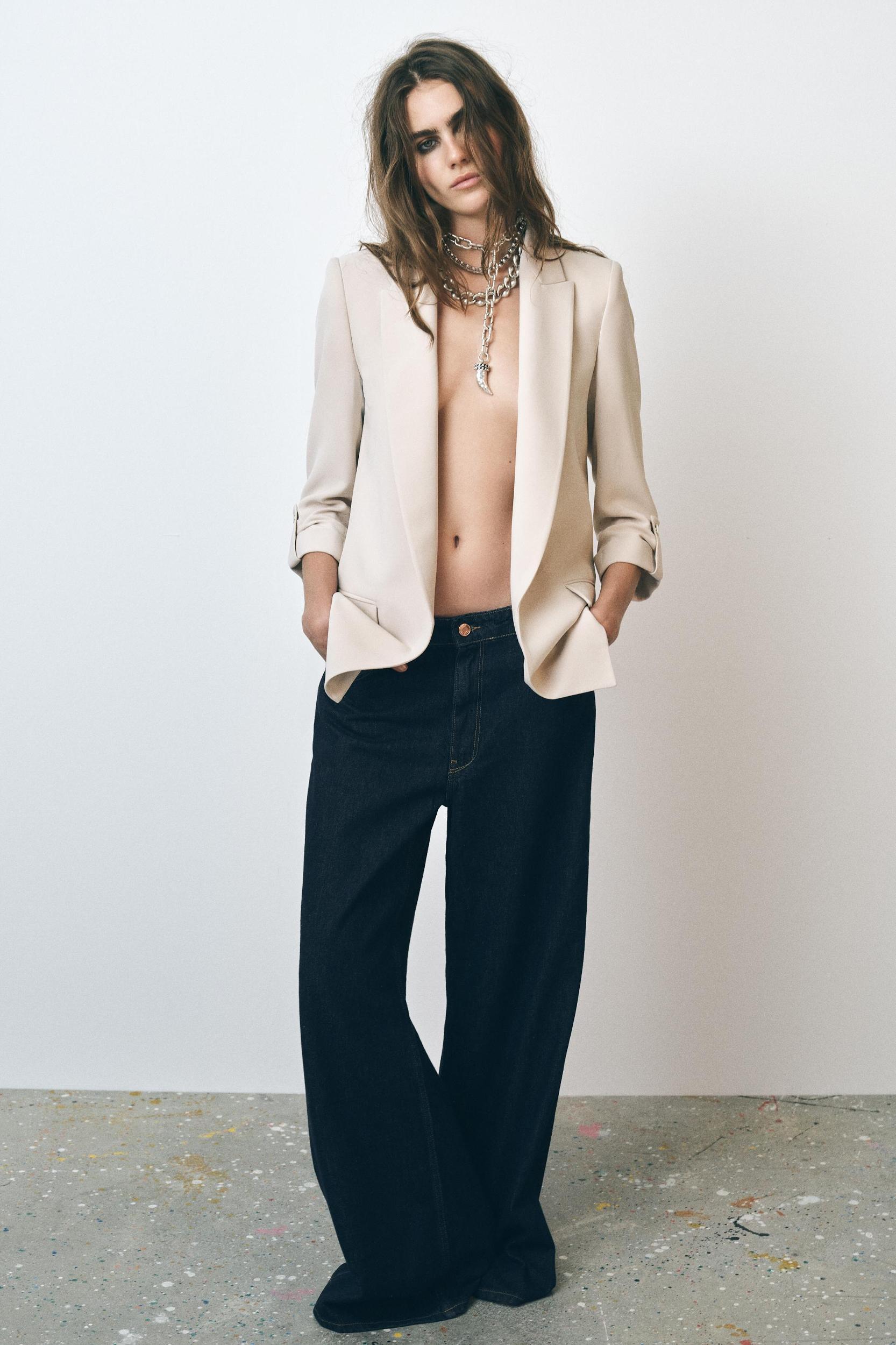 BLAZER WITH ROLLED-UP SLEEVES Product Image