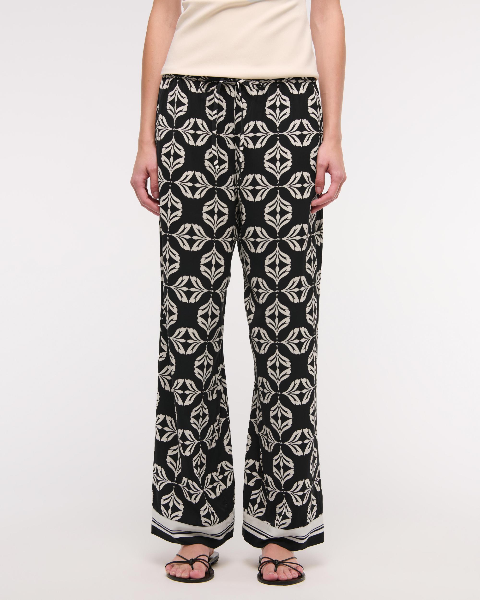 Drapey Wide Leg Pull-On Pant Product Image