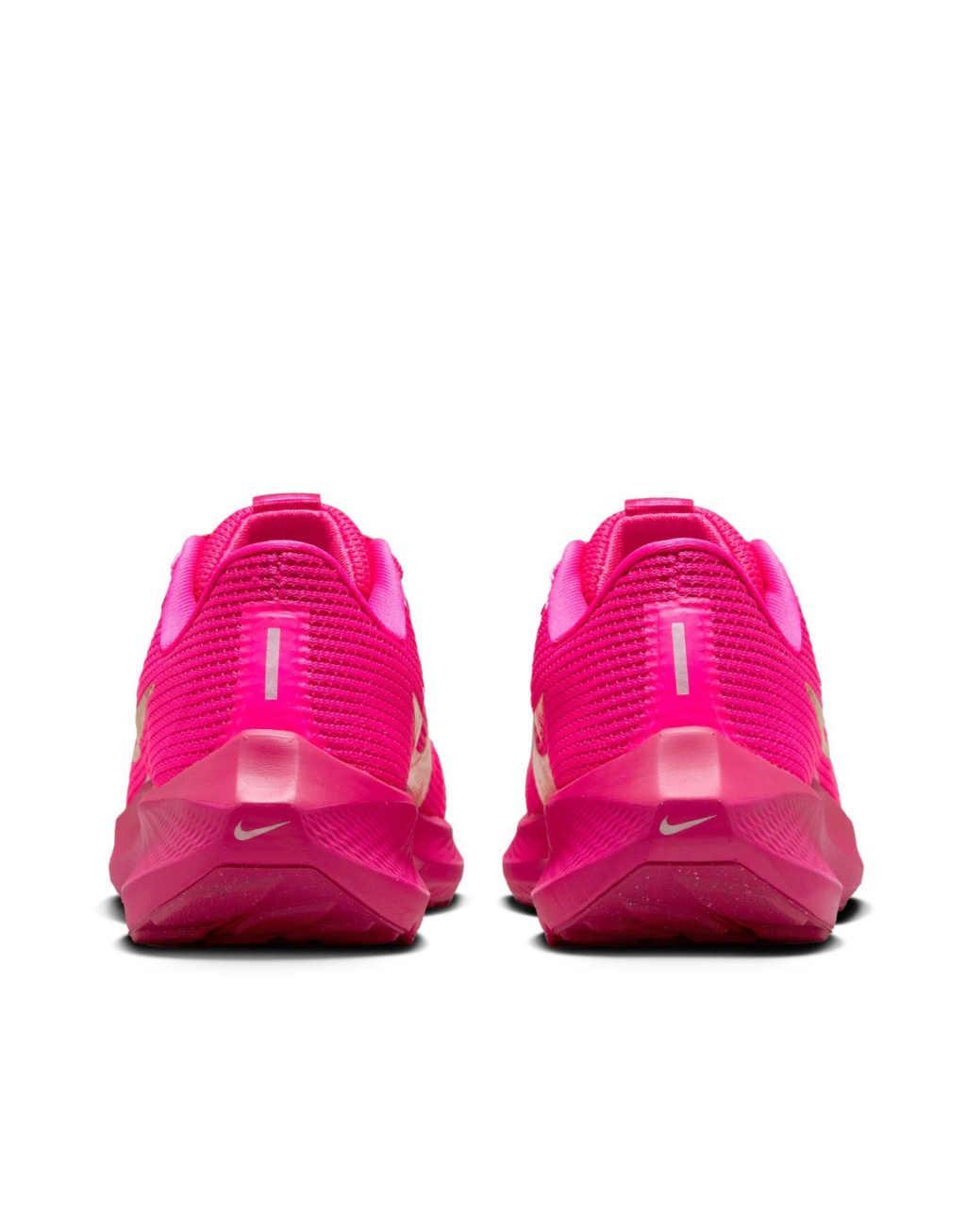 Nike Running Air Zoom Pegasus 40 sneakers Product Image