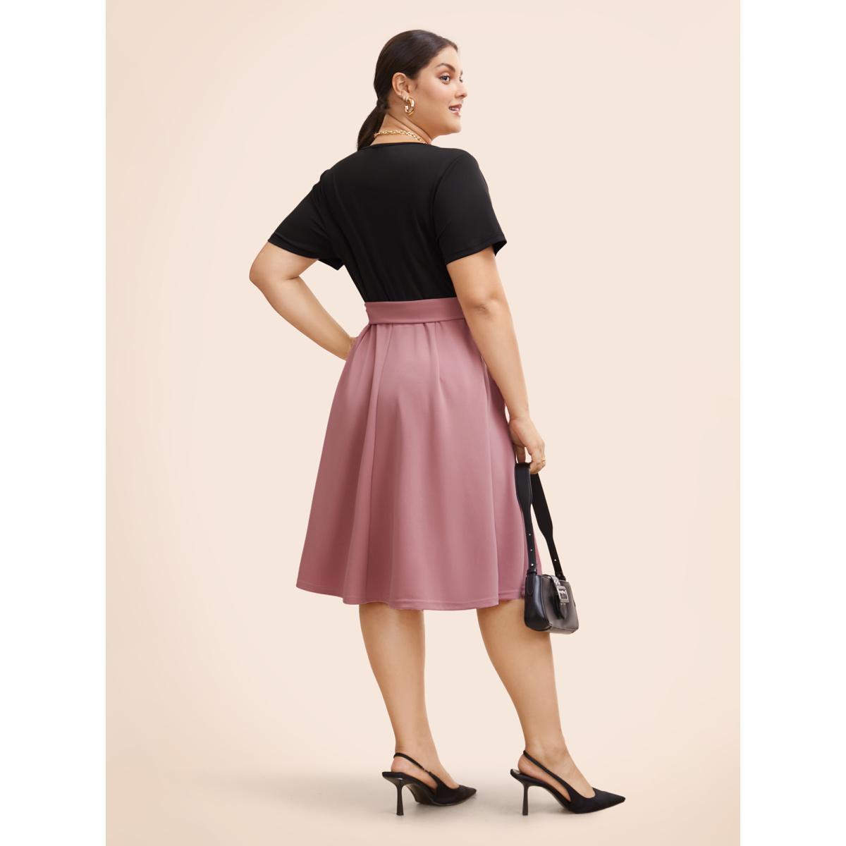 Plus Size Supersoft Essentials Two Tone Pocket Patchwork Belted Dress Rouge Women Office Plain V-neck Short sleeve Curvy Midi Dress BloomChic 28/5X Product Image