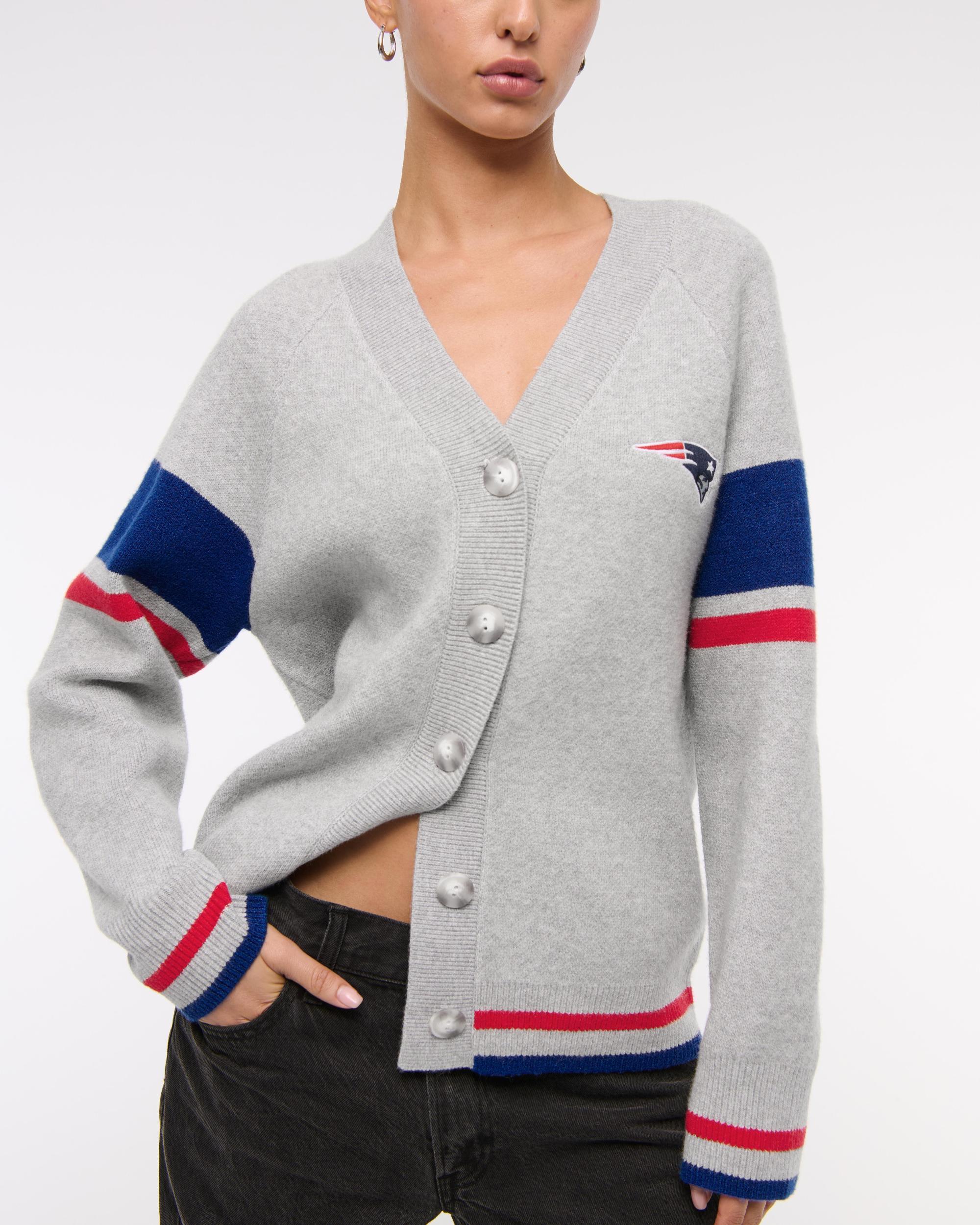 Pittsburgh Steelers LuxeLoft Cardigan Product Image