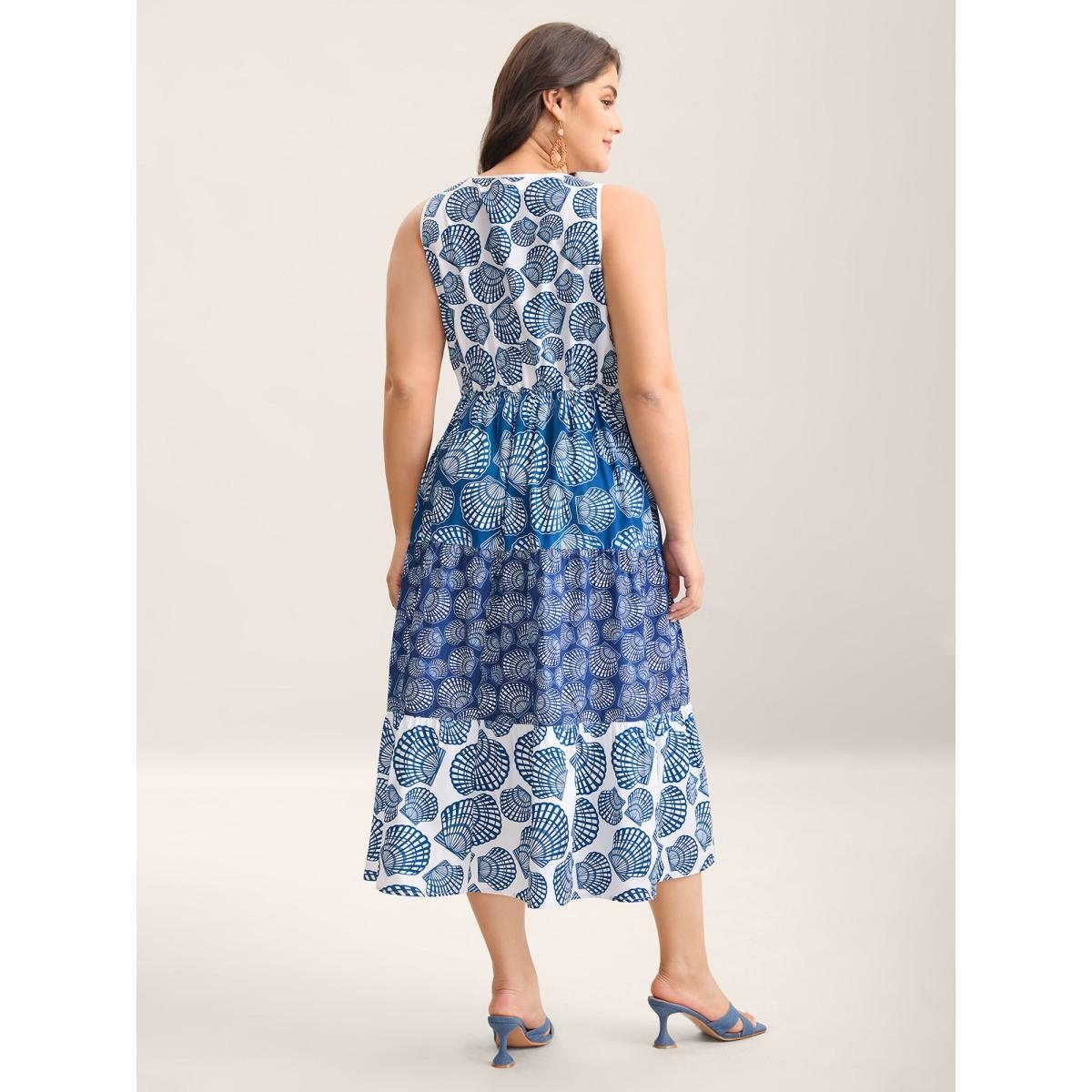Plus Size Shell Print Lace Trim Pockets Maxi Dress DarkBlue Women V-neck Sleeveless Curvy BloomChic 22-24/3X Product Image