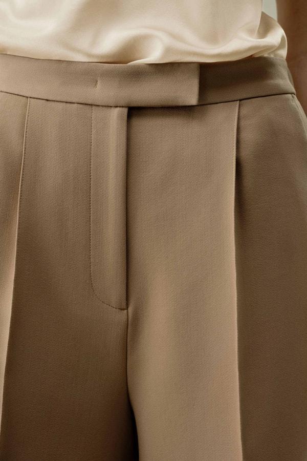 Silk-Wool Blend Polished Shorts Product Image