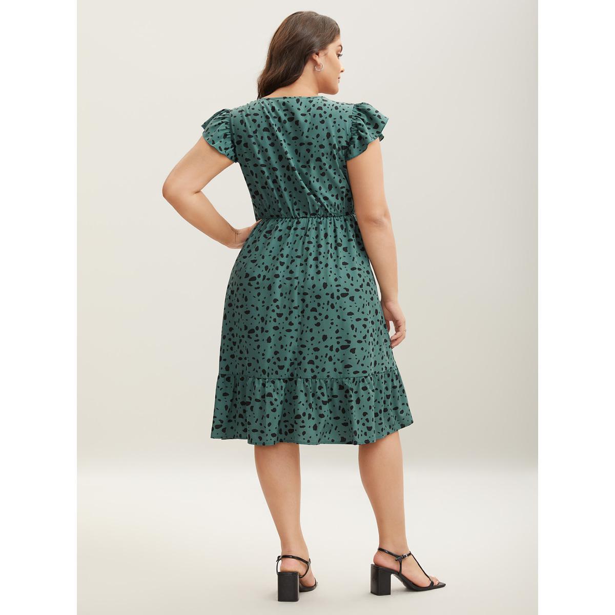 Plus Size Animal Print Waist-Defining Midi Dress Emerald Women V-neck Cap Sleeve Curvy BloomChic 22-24/3X Product Image
