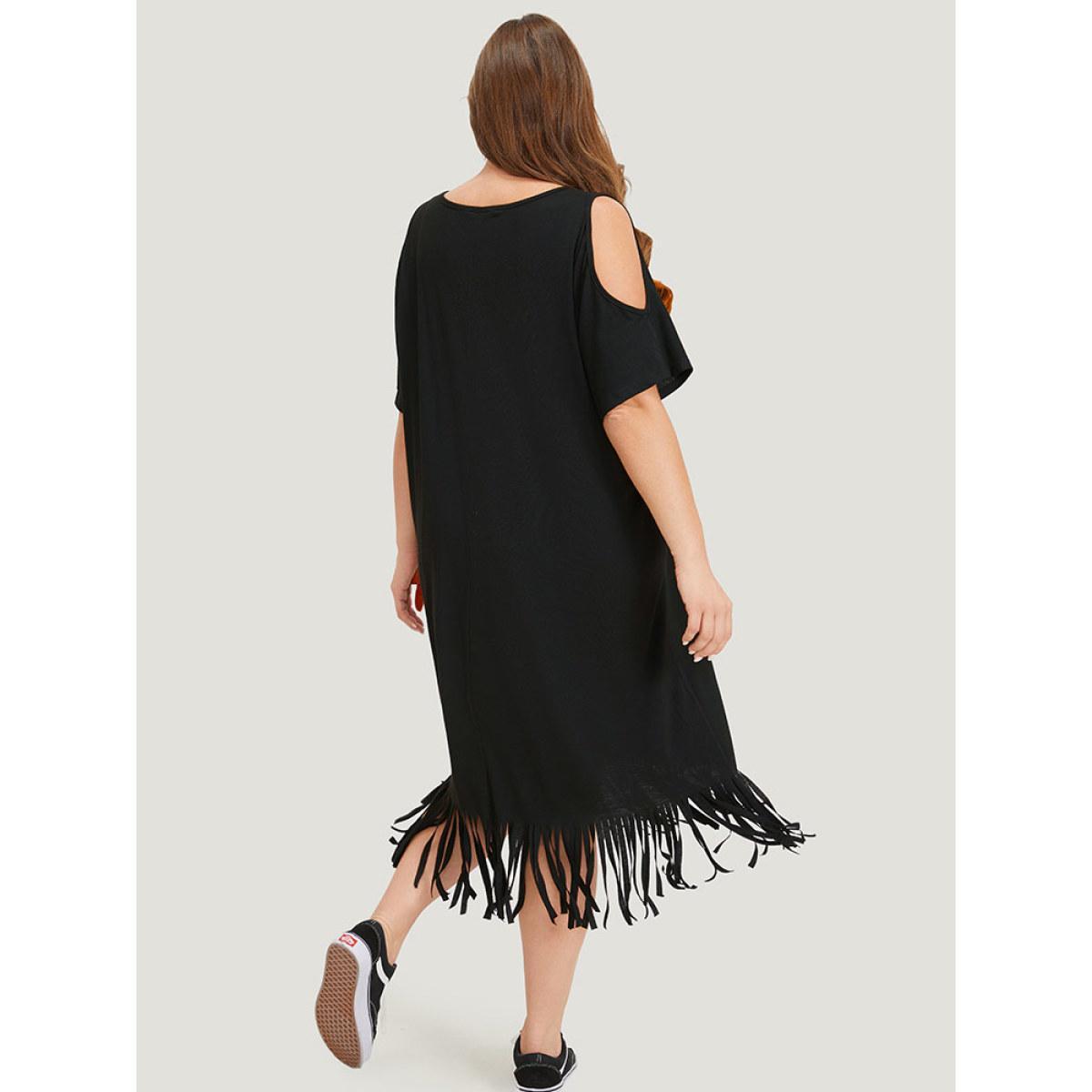 Plus Size Supersoft Essentials Tropical Print Pocket Cold Shoulder Tassel Trim Dress Black Women Casual Tassels Curvy Midi Dress BloomChic 14-16/1X Product Image