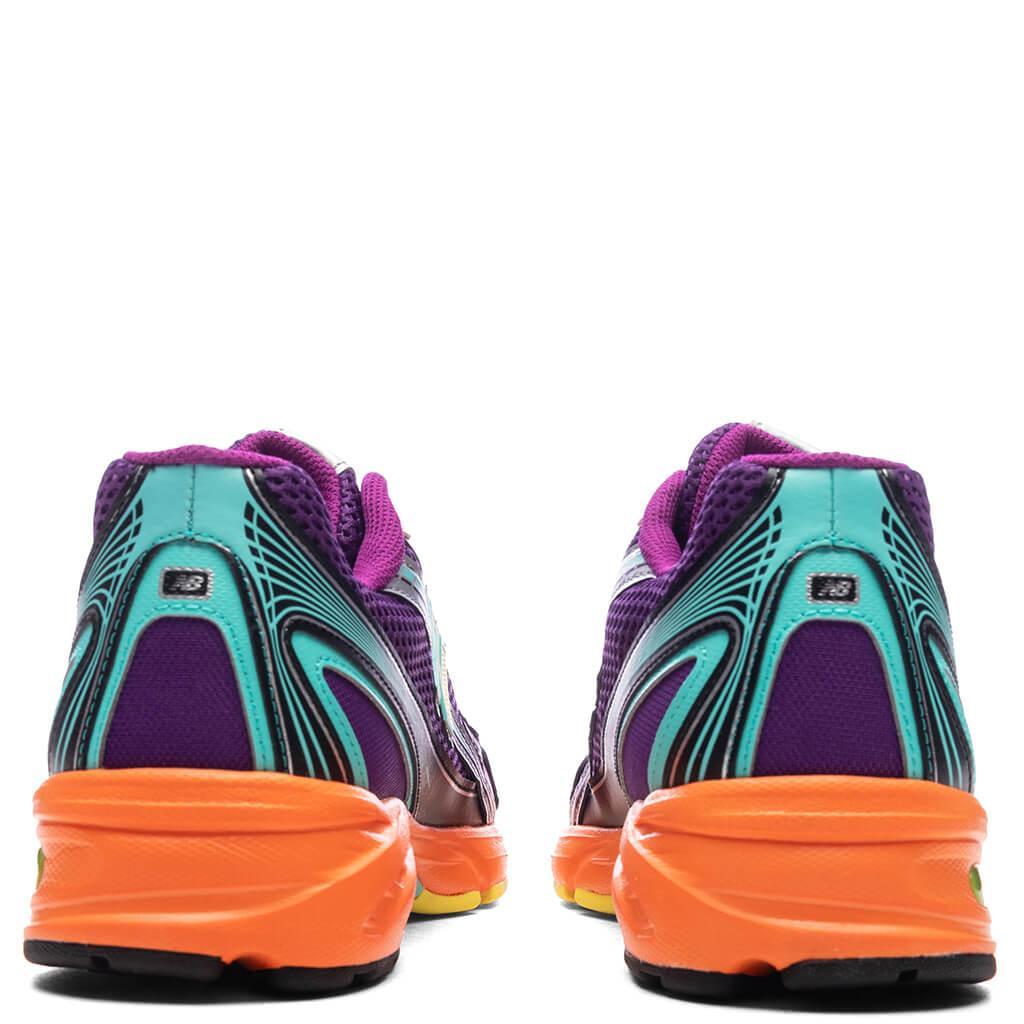 740 - Concord Grape/Purple Fuchsia/Sun Glow/Firefly Male Product Image