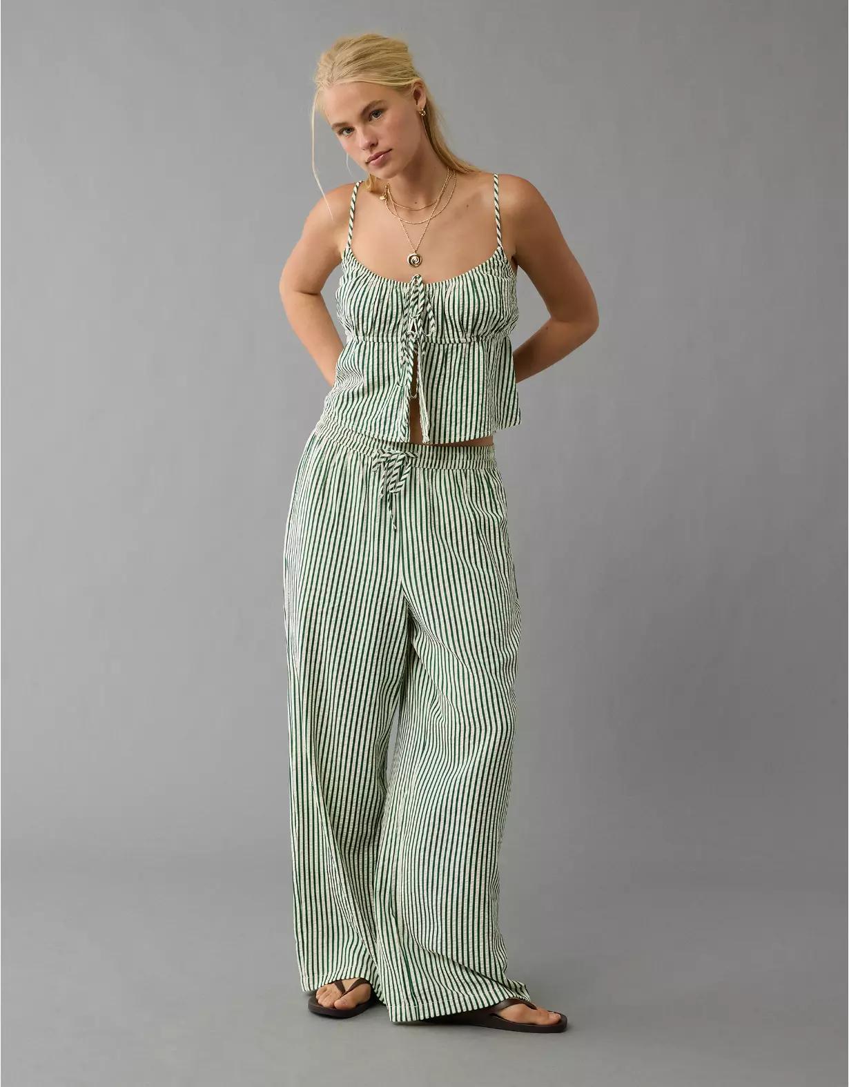 AE High-Waisted Seersucker Pant Product Image