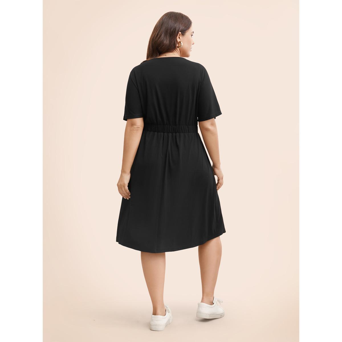 Plus Size Supersoft Essentials Contrast Button Detail Shirred Pocket Dress Black Women Casual Plain V-neck Short sleeve Curvy Midi Dress BloomChic 12/L Product Image