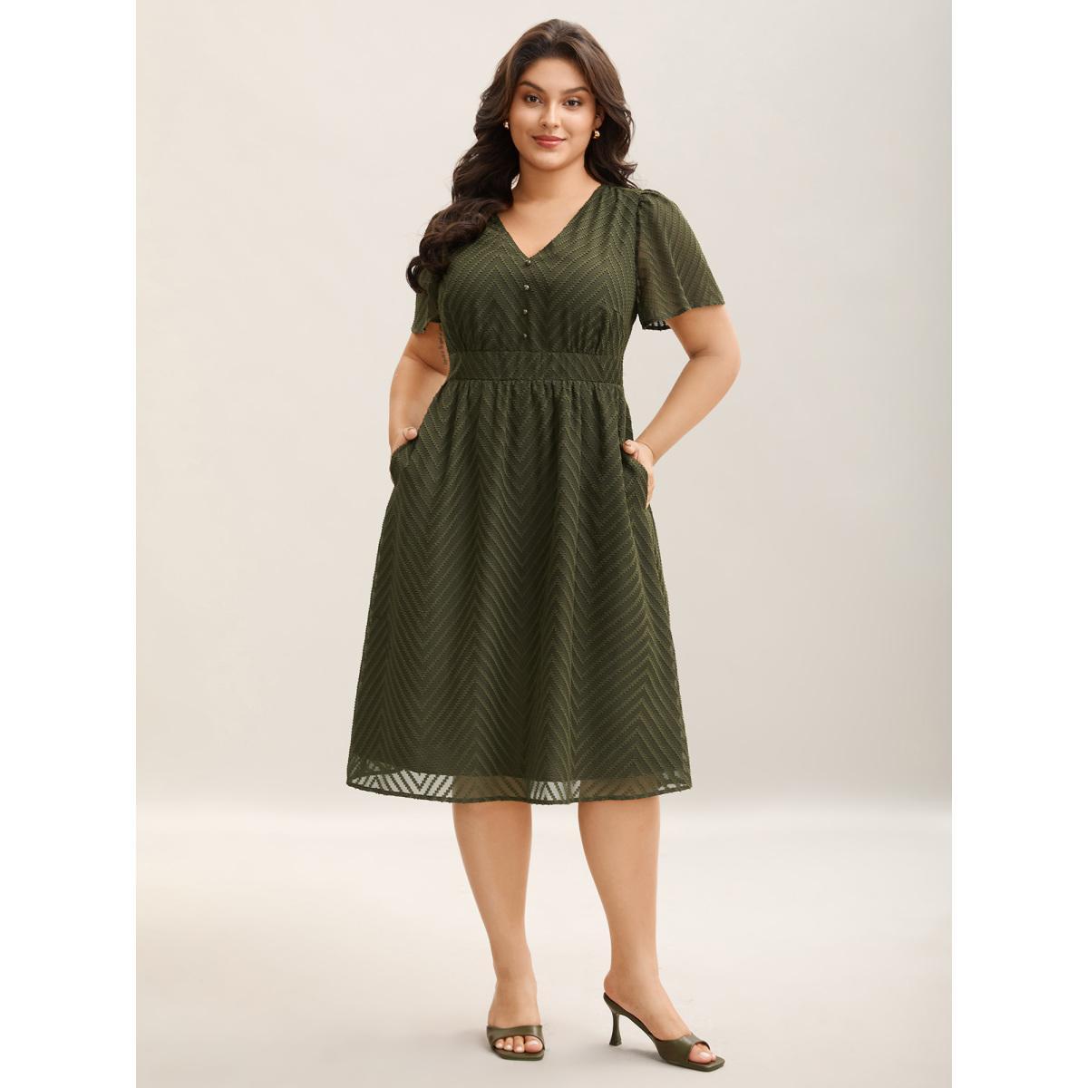 Plus Size Textured Woven-Like Cinched-Waist Midi Dress ArmyGreen Women V-neck Short sleeve Curvy BloomChic 28/5X Product Image