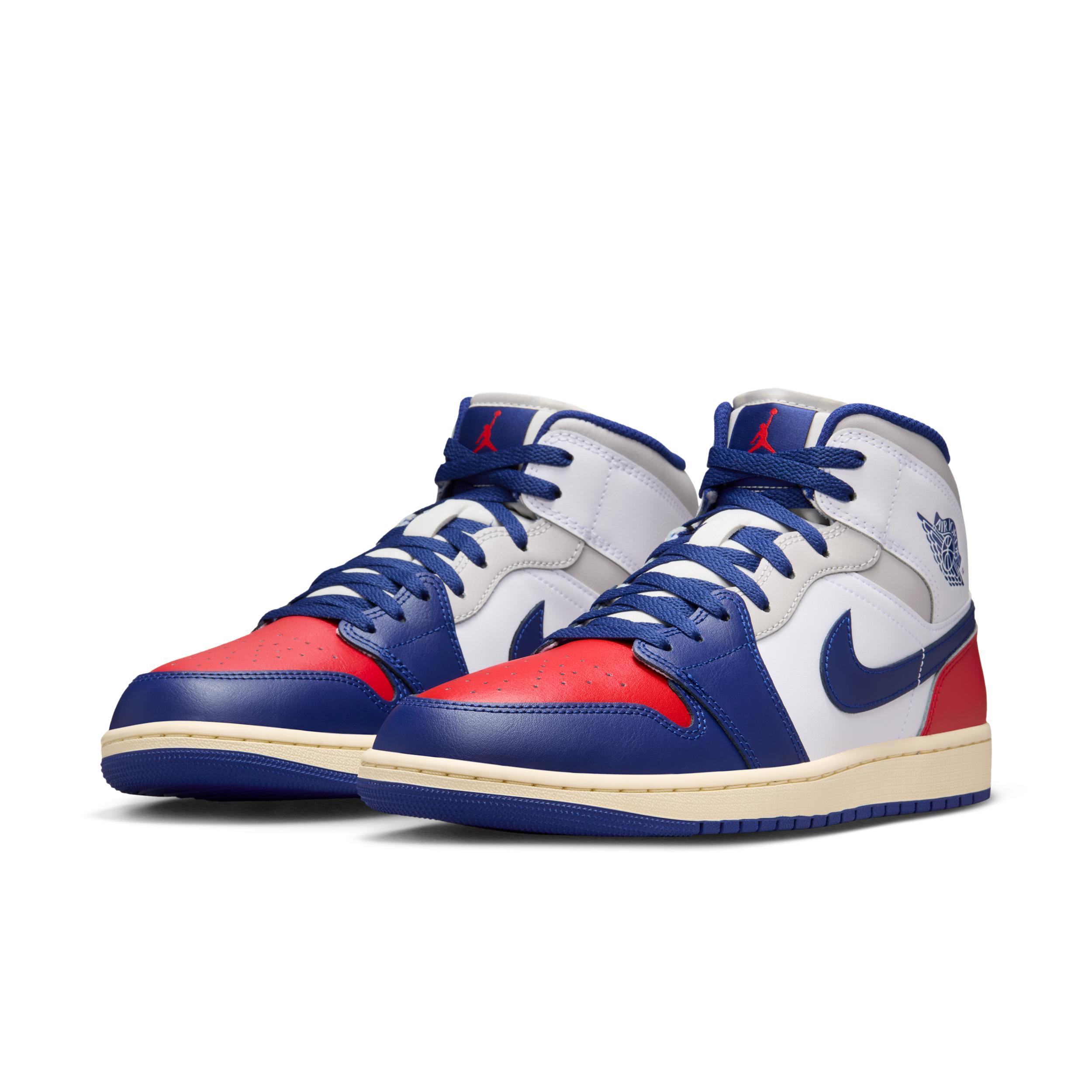 Air Jordan 1 Mid Men's Shoes Product Image