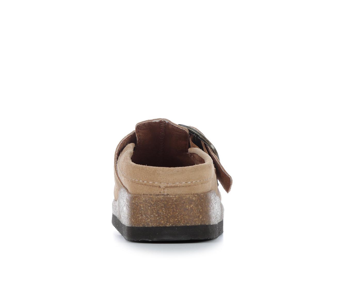 Women's White Mountain Bueno Clogs Product Image