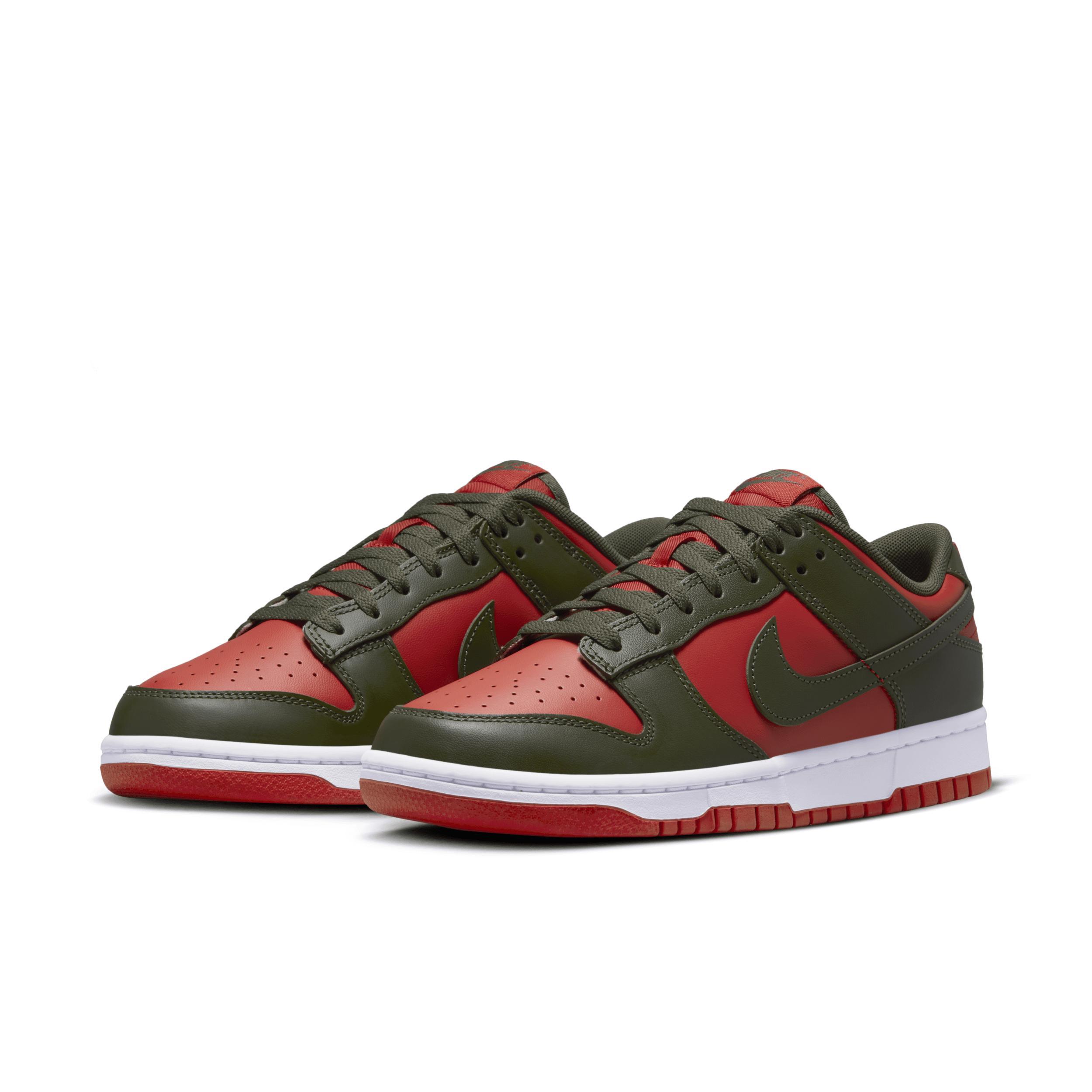 Nike Dunk Low Retro sneakers Product Image