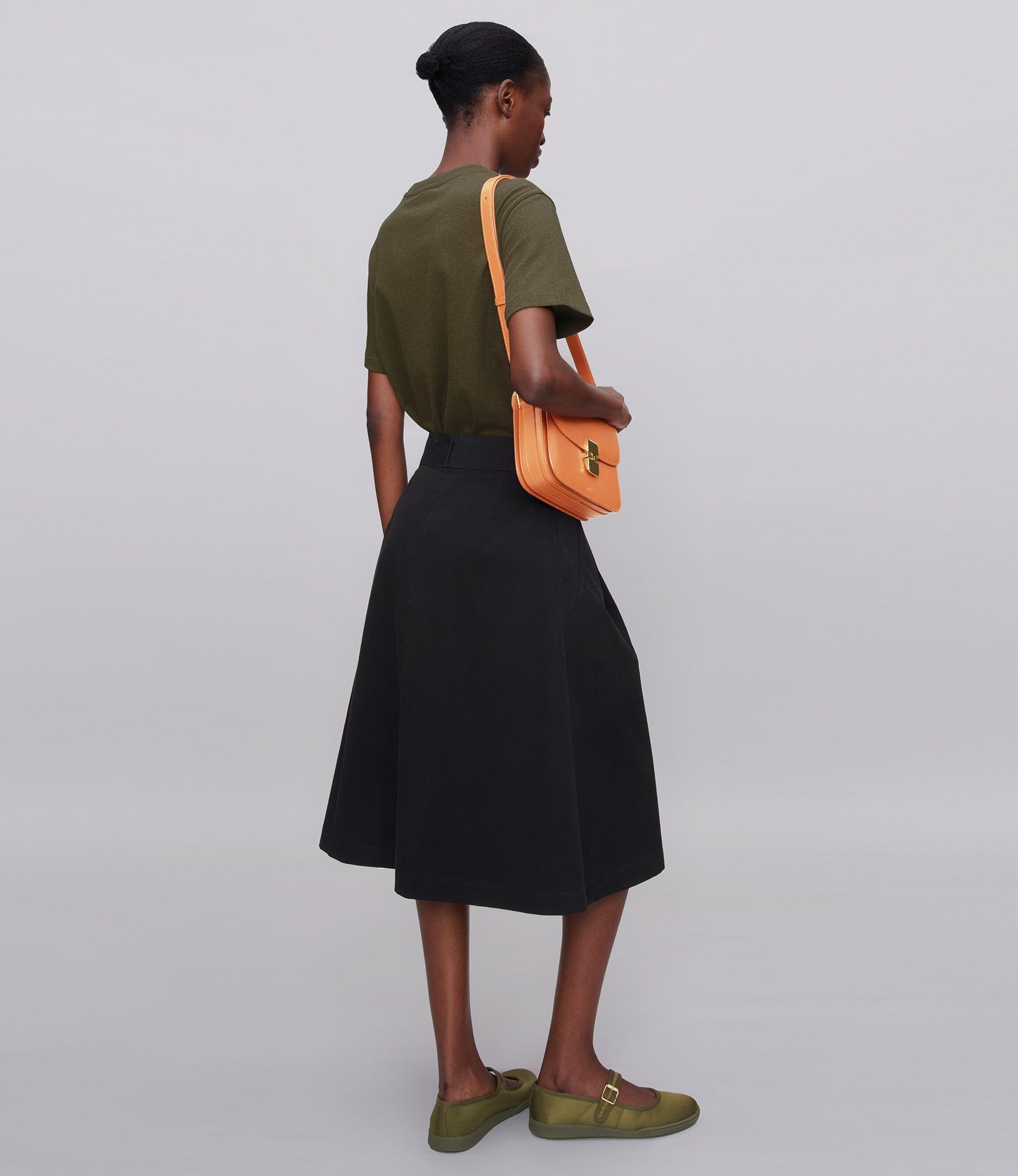 Standard Rue Madame T-shirt (W) Male Product Image