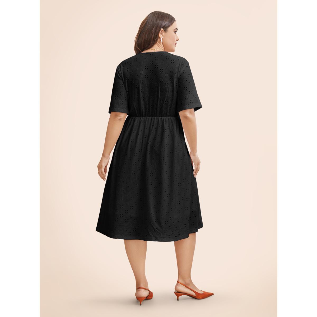 Plus Size Solid Pocket Laser Cut Surplice Neck Knee Dress Black Women Elegant Pocket V-neck Short sleeve Curvy Knee Dress BloomChic 30/6X Product Image