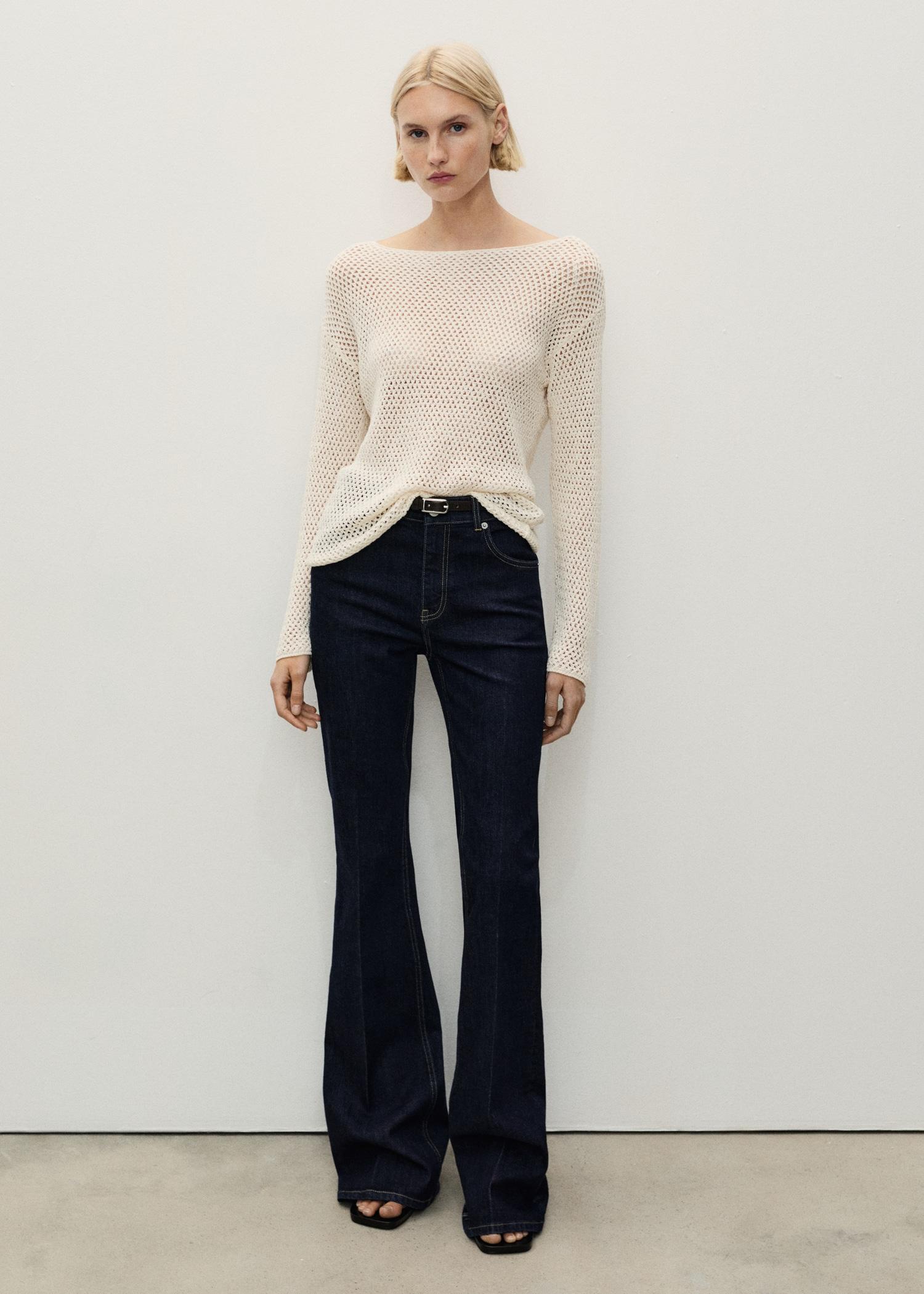 Flare jeans mid rise rinse wash - Women | MANGO USA Product Image
