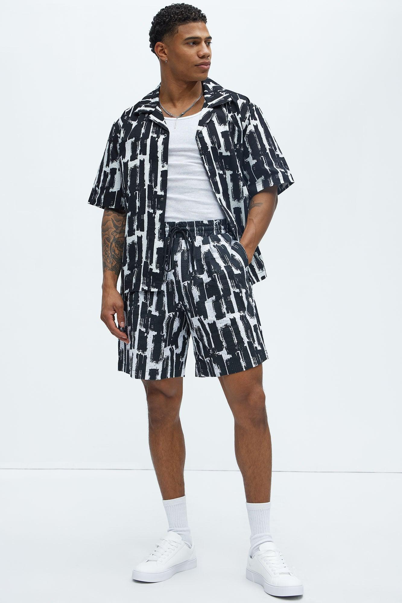 Seersucker Relaxed Shorts - Black/combo Product Image